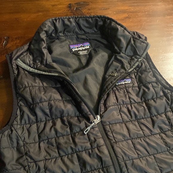 MEN’S BLACK NANO PUFF VEST🔥 - Picture 10 of 15